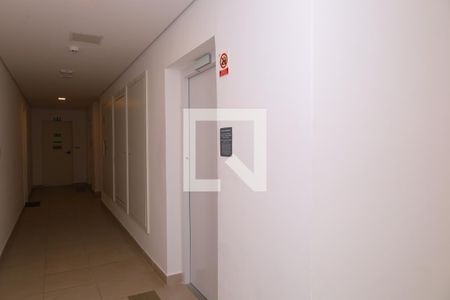 Apartamento à venda com 38m², 2 quartos e 1 vagaÁrea comum - Saguão do andar