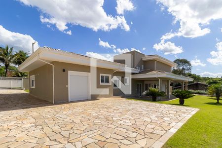 Casa de condomínio à venda com 1200m², 3 quartos e 10 vagasQuintal