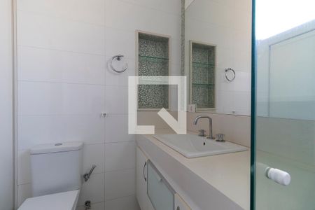 Casa de condomínio à venda com 1200m², 3 quartos e 10 vagasBanheiro da suíte 1