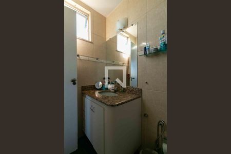 Apartamento à venda com 280m², 5 quartos e 3 vagasBanheiro da Suíte