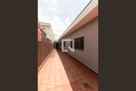 Casa à venda com 199m², 3 quartos e 4 vagas Casa à venda com 199m², 3 quartos e 4 vagasCorredor