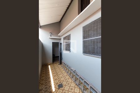 Casa à venda com 199m², 3 quartos e 4 vagas Casa à venda com 199m², 3 quartos e 4 vagasQuintal