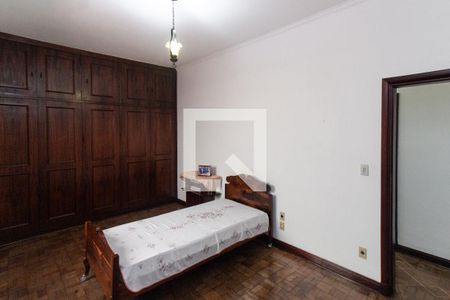 Casa à venda com 199m², 3 quartos e 4 vagas Casa à venda com 199m², 3 quartos e 4 vagasQuarto 1