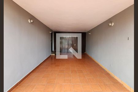 Casa à venda com 199m², 3 quartos e 4 vagas Casa à venda com 199m², 3 quartos e 4 vagasGaragem