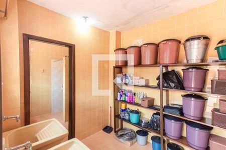 Casa à venda com 199m², 3 quartos e 4 vagas Casa à venda com 199m², 3 quartos e 4 vagasÁrea de Serviço