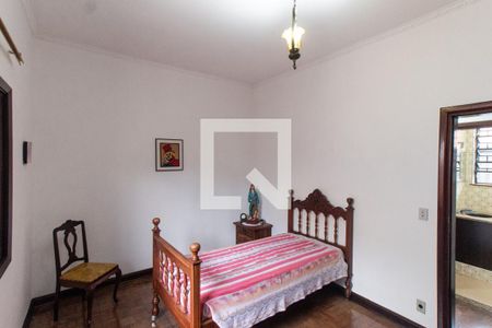 Casa à venda com 199m², 3 quartos e 4 vagas Casa à venda com 199m², 3 quartos e 4 vagasQuarto 2