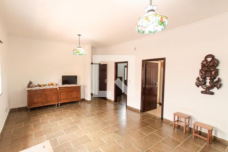 Casa à venda com 199m², 3 quartos e 4 vagas Casa à venda com 199m², 3 quartos e 4 vagasCopa