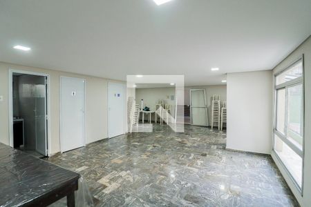 Apartamento à venda com 135m², 4 quartos e 2 vagasSalão de Festas