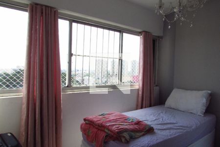 Apartamento à venda com 70m², 3 quartos e 1 vagaQuarto 2