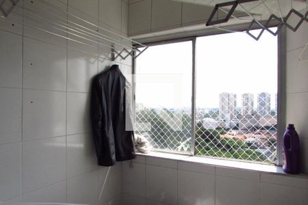 Apartamento à venda com 70m², 3 quartos e 1 vagaÁrea de Serviço