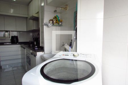 Apartamento à venda com 70m², 3 quartos e 1 vagaÁrea de Serviço