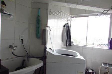 Apartamento à venda com 70m², 3 quartos e 1 vagaÁrea de Serviço