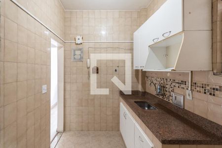 Apartamento à venda com 68m², 2 quartos e 1 vagaCozinha