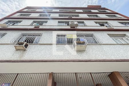 Apartamento à venda com 68m², 2 quartos e 1 vagaFachada