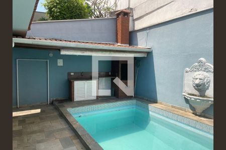 Casa à venda com 125m², 5 quartos e 8 vagas