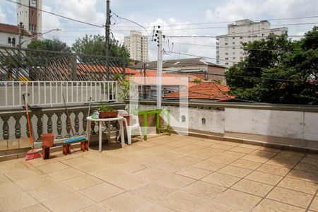 Casa à venda com 90m², 2 quartos e 2 vagas Casa à venda com 90m², 2 quartos e 2 vagasQuintal