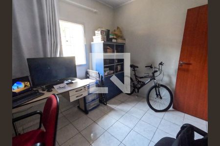 Casa à venda com 90m², 2 quartos e 2 vagas Casa à venda com 90m², 2 quartos e 2 vagasQuarto 2