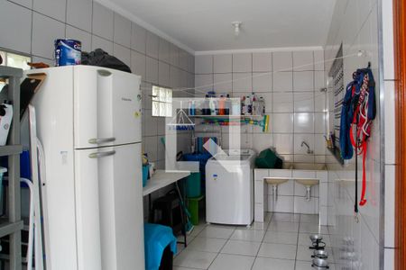 Casa à venda com 90m², 2 quartos e 2 vagas Casa à venda com 90m², 2 quartos e 2 vagasLavanderia