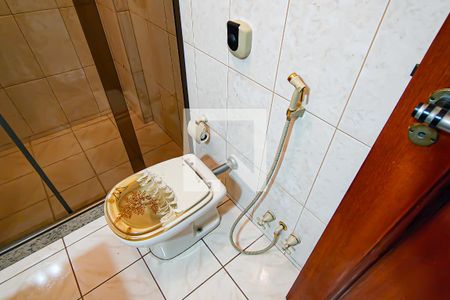 Casa à venda com 180m², 2 quartos e 2 vagas Casa à venda com 180m², 2 quartos e 2 vagasbanheiro