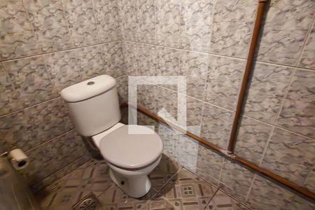 Casa à venda com 180m², 2 quartos e 2 vagas Casa à venda com 180m², 2 quartos e 2 vagasgaragem - banheiro