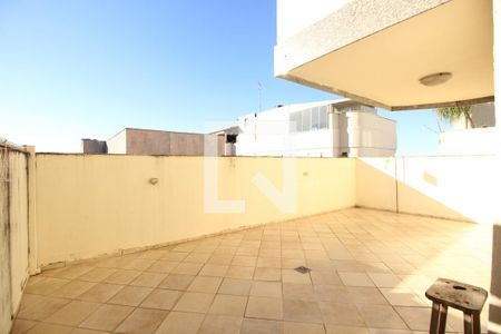 Apartamento à venda com 95m², 2 quartos e 2 vagasÁrea privativa 