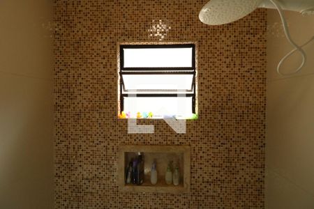 Casa à venda com 157m², 3 quartos e 2 vagasBanheiro Social - Box