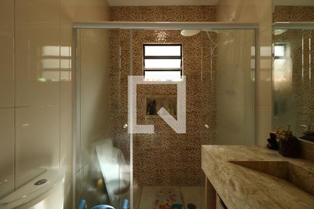 Casa à venda com 157m², 3 quartos e 2 vagasBanheiro Social