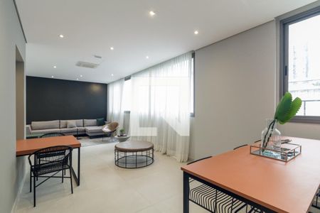 Apartamento à venda com 35m², 1 quarto e sem vaga Apartamento à venda com 35m², 1 quarto e sem vagaÁrea comum - Salão de festas