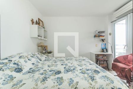 Apartamento à venda com 136m², 2 quartos e 2 vagas Apartamento à venda com 136m², 2 quartos e 2 vagasSuíte 2