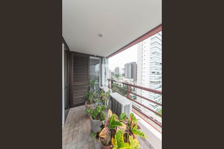 Apartamento à venda com 136m², 2 quartos e 2 vagas Apartamento à venda com 136m², 2 quartos e 2 vagasSala 2 - Varanda