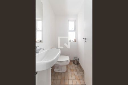 Apartamento à venda com 136m², 2 quartos e 2 vagas Apartamento à venda com 136m², 2 quartos e 2 vagasLavabo 2