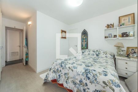 Apartamento à venda com 136m², 2 quartos e 2 vagas Apartamento à venda com 136m², 2 quartos e 2 vagasSuíte 2