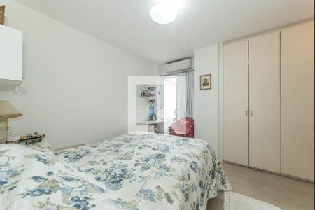 Apartamento à venda com 136m², 2 quartos e 2 vagas Apartamento à venda com 136m², 2 quartos e 2 vagasSuíte 2