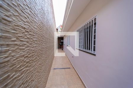 Casa à venda com 152m², 3 quartos e 2 vagas Casa à venda com 152m², 3 quartos e 2 vagasCorredor