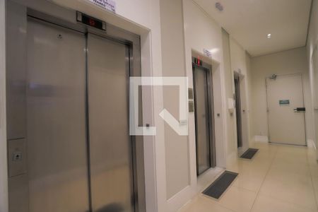 Apartamento à venda com 67m², 2 quartos e 1 vagaÁrea comum