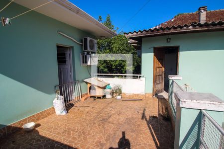 Casa à venda com 290m², 5 quartos e 4 vagas Casa à venda com 290m², 5 quartos e 4 vagasTerraço