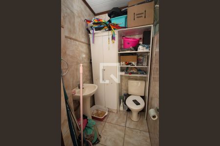 Casa à venda com 290m², 5 quartos e 4 vagas Casa à venda com 290m², 5 quartos e 4 vagasLavabo 2