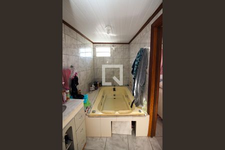 Casa à venda com 290m², 5 quartos e 4 vagas Casa à venda com 290m², 5 quartos e 4 vagasBanheiro da Suíte