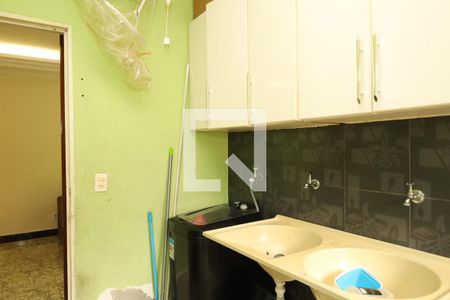 Casa à venda com 330m², 6 quartos e 5 vagasÁrea de Serviço