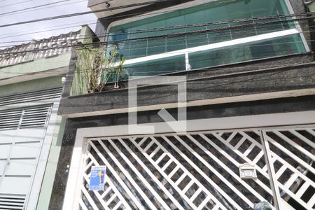 Casa à venda com 100m², 3 quartos e 2 vagasFachada