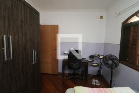 Casa à venda com 100m², 3 quartos e 2 vagasQuarto 2