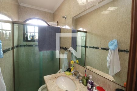 Casa à venda com 100m², 3 quartos e 2 vagasBanheiro