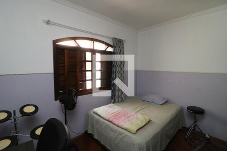 Casa à venda com 100m², 3 quartos e 2 vagasQuarto 2