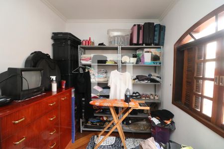 Casa à venda com 100m², 3 quartos e 2 vagasQuarto