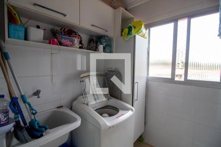 Apartamento à venda com 75m², 2 quartos e 1 vagaÁrea de Serviço