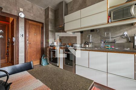 Apartamento à venda com 120m², 2 quartos e 1 vaga Apartamento à venda com 120m², 2 quartos e 1 vagaCozinha