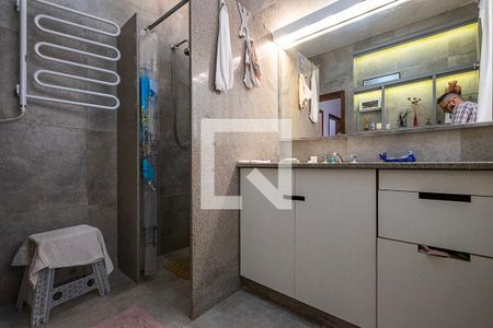 Apartamento à venda com 120m², 2 quartos e 1 vaga Apartamento à venda com 120m², 2 quartos e 1 vagaBanheiro