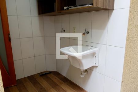 Casa à venda com 76m², 2 quartos e 1 vaga Casa à venda com 76m², 2 quartos e 1 vagaLavanderia