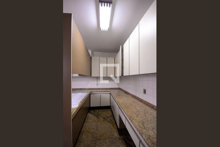 Casa à venda com 333m², 4 quartos e 2 vagas Casa à venda com 333m², 4 quartos e 2 vagasCozinha