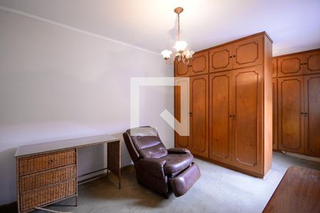 Casa à venda com 333m², 4 quartos e 2 vagas Casa à venda com 333m², 4 quartos e 2 vagasQuarto 3 - Suíte